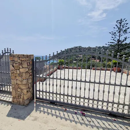 Casa Delle Ortensie Sulla Holiday home Torre delle Stelle